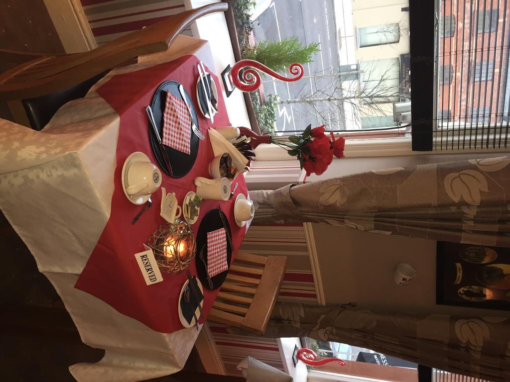 Creedons Traditional Irish Welcome Inn B&B Cork Bagian luar foto